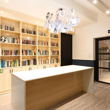 Hello Chengdu International Youth Hostel ภายนอก รูปภาพ